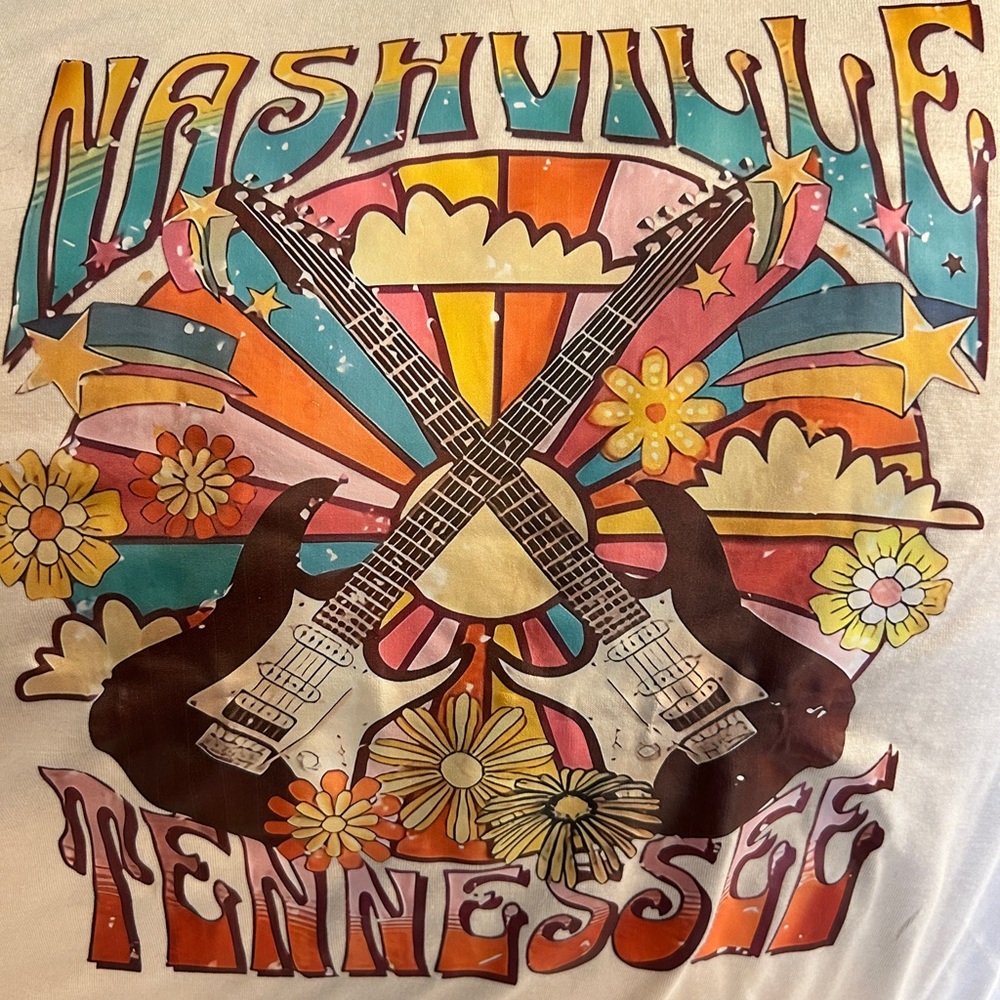 Nashville Tennessee Retro Guitar Graphic Tee - Multi Women’s Size 2XL